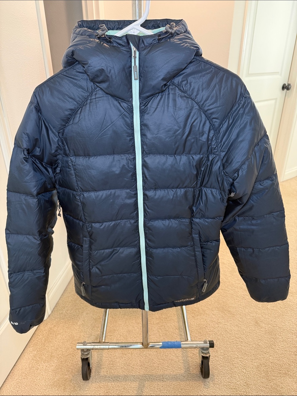 Flylow Women’s 600 Fill Down Hooded Puffer Jacket Blue Size S